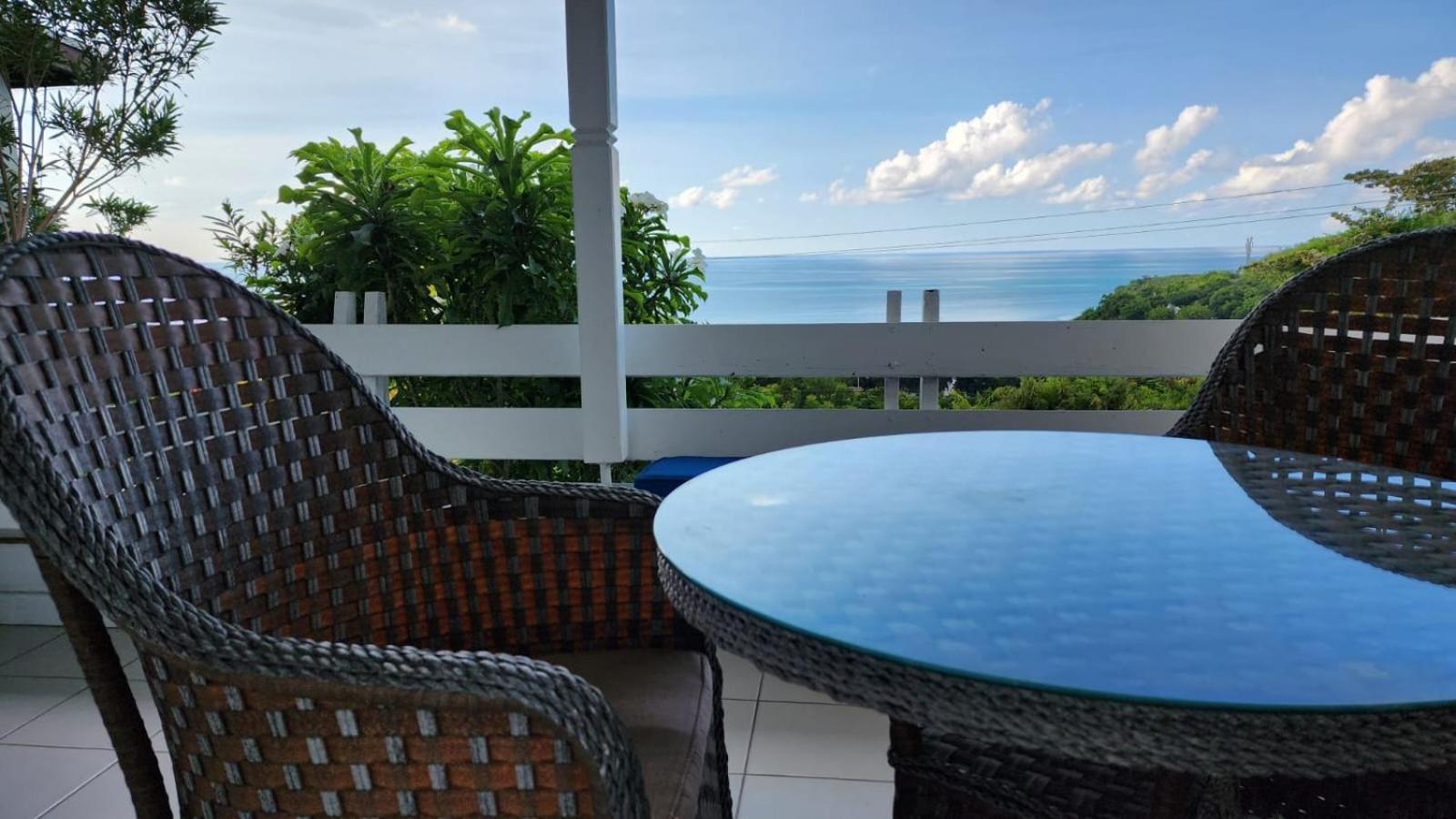 Halcyon Heights Condominium Dickenson Bay ภายนอก รูปภาพ